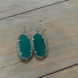 Kendra Scott drop earrings